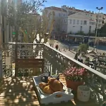 Appartement Balcony In Heart Of Old Antibes, Ac, View
