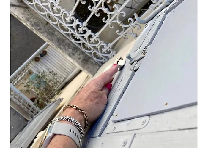 Balcony In Heart Of Old Antibes, Ac, View Apartment *