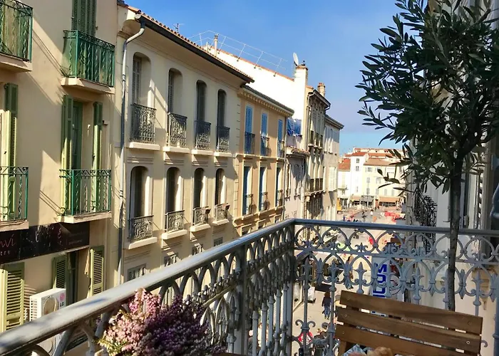 Balcony In Heart Of Old Antibes, Ac, View